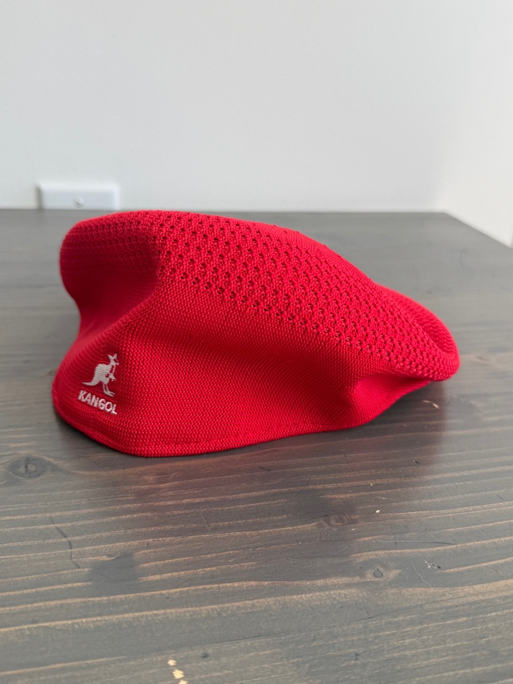Kids Kangol tropic 504 centaur flat cap
Large